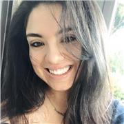 Laureata triennale in lettere Università di Pisa, attualmente specialistica in italianistica